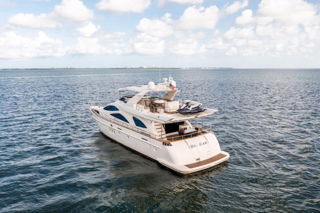 90' Azimut Delmar