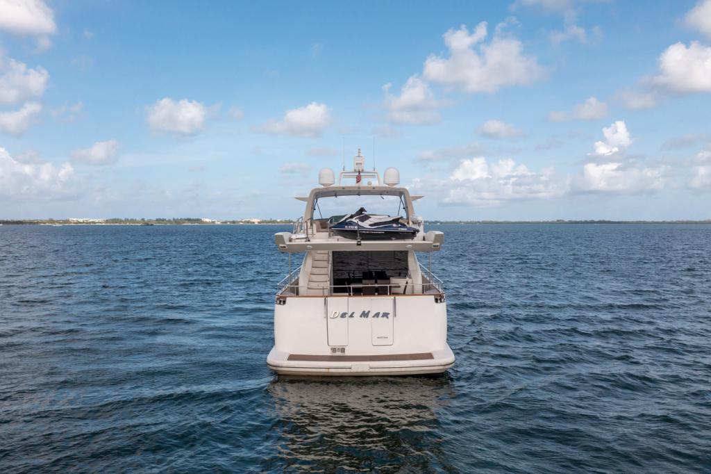 90' Azimut Delmar