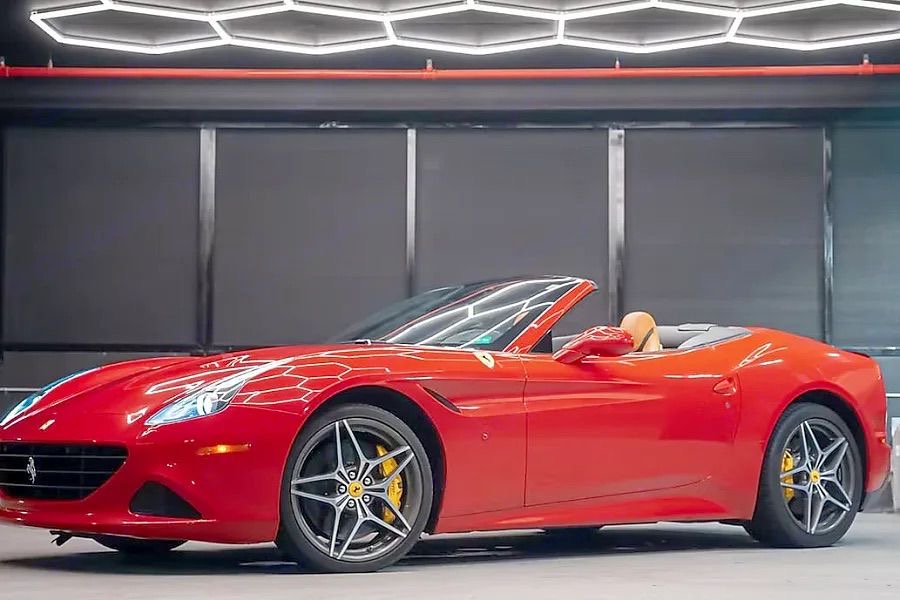 Ferrari California