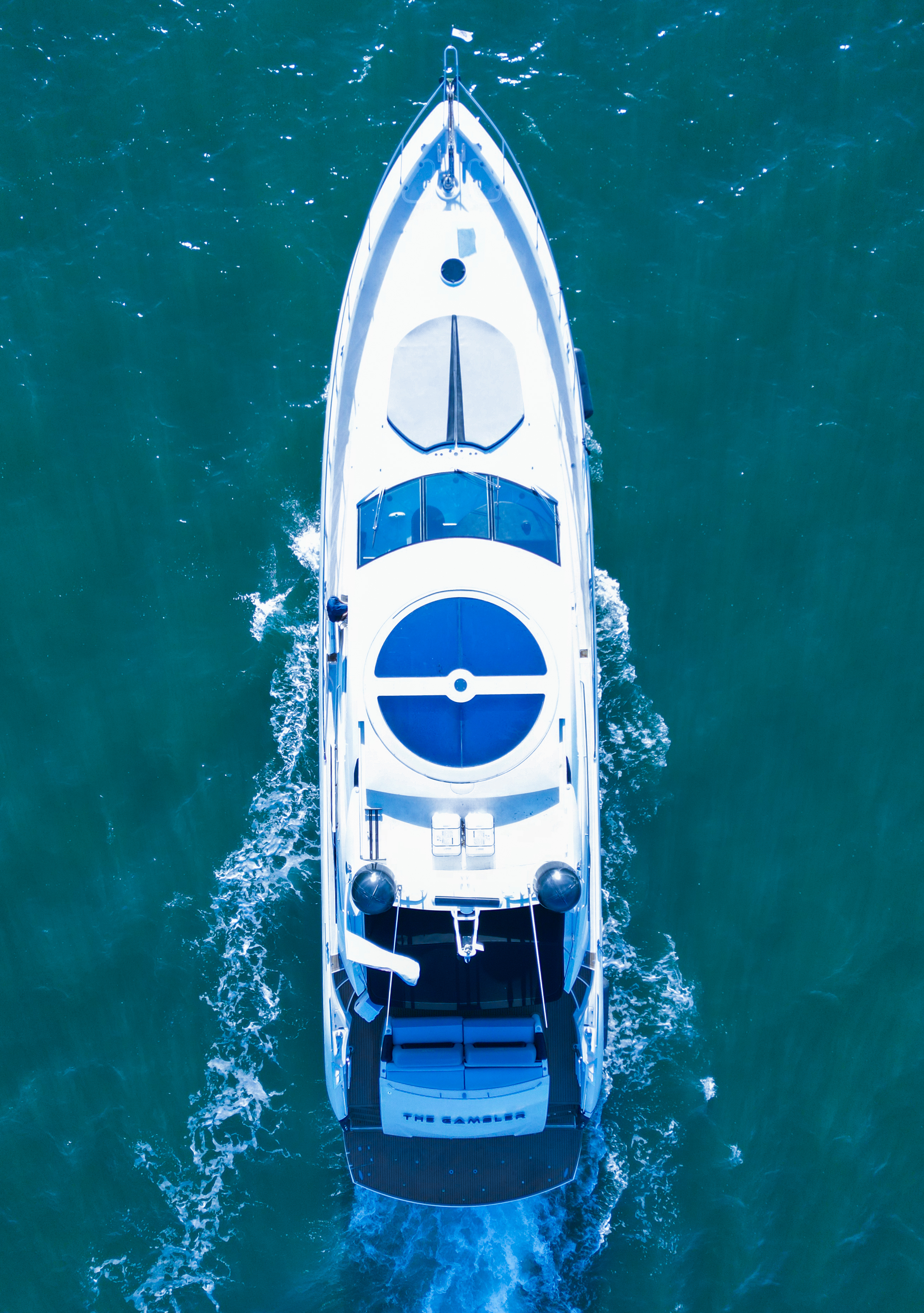 82' Sunseeker Predator