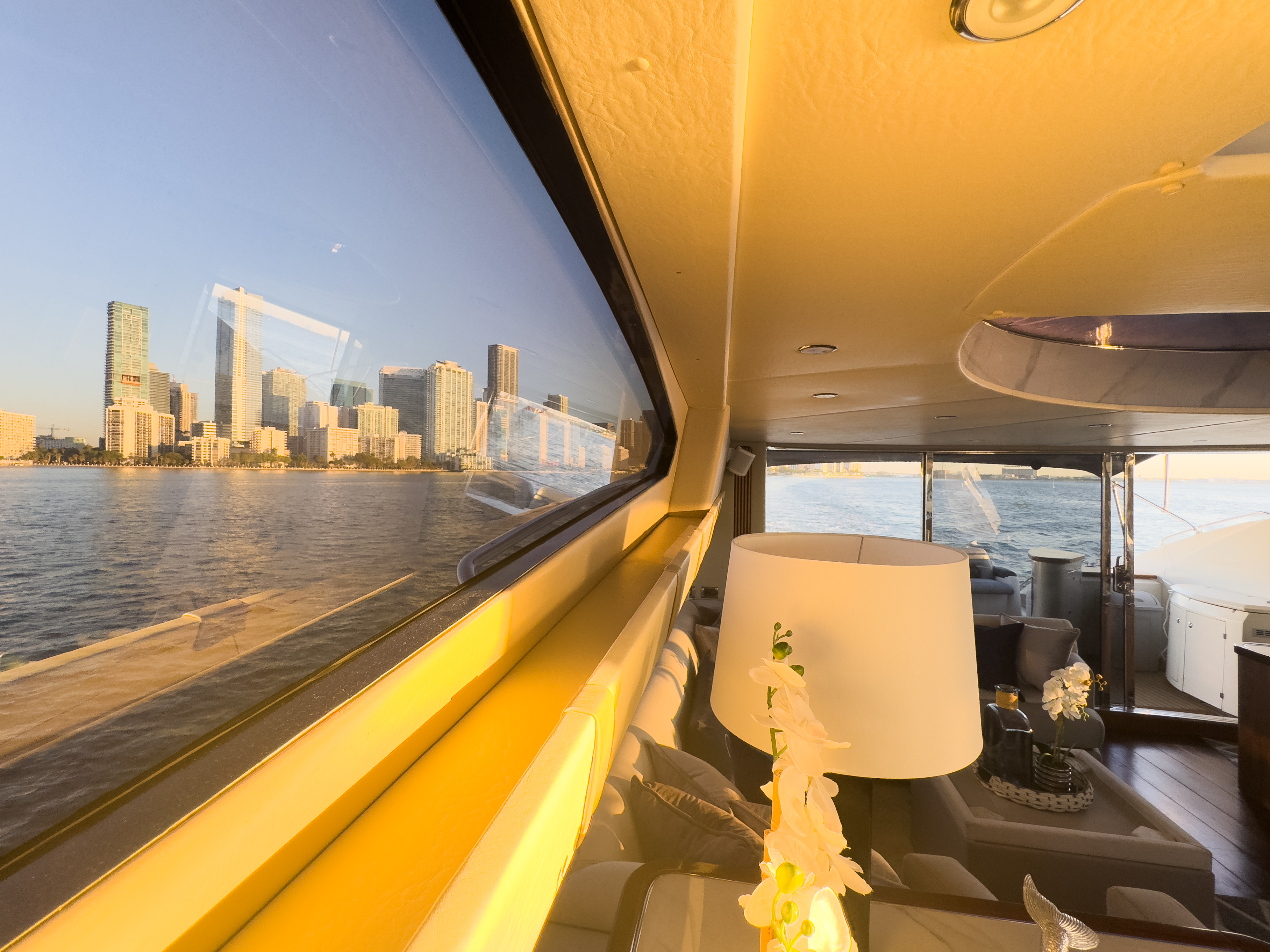 82' Sunseeker Predator