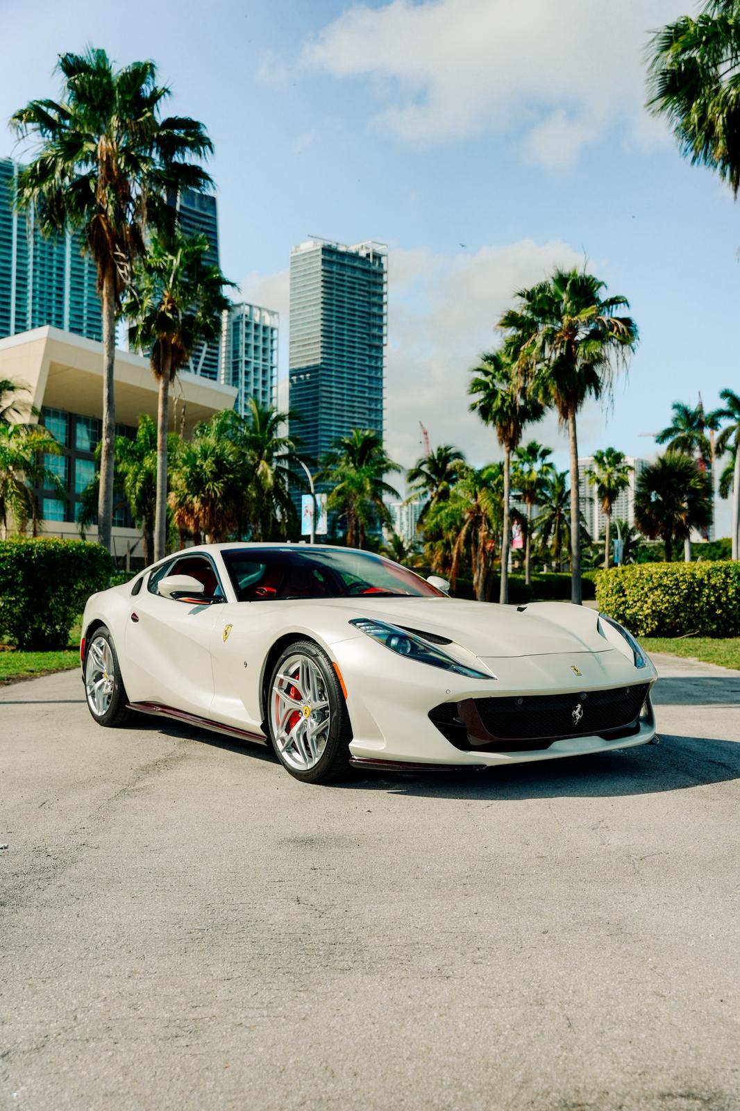 Ferrari 812